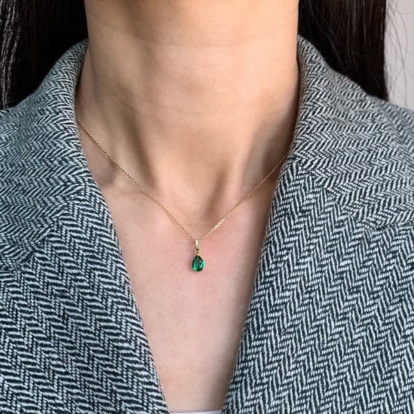 Evelyn Gold Jewels Enchanted Emerald Teardrop Pendant Review