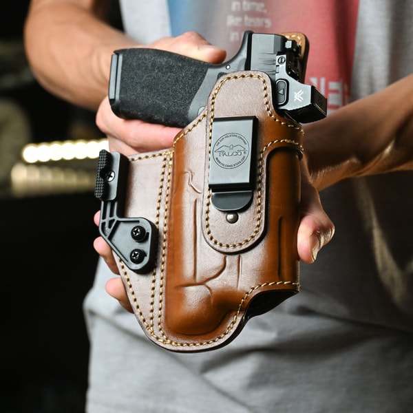 Overview of Falco Holsters