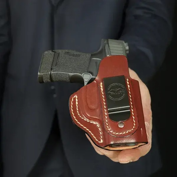 Falco Holsters Leather IWB/OWB Optics-Ready Universal Holster Review