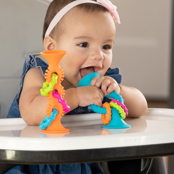 Fat Brain Toys pipSquigz Loops Review