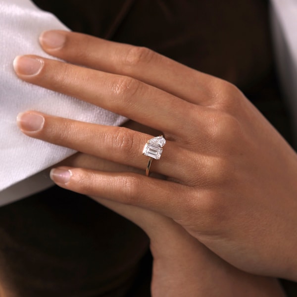 Fenton Lab Grown Diamond Toi Et Moi Emerald Diamond Platinum Ring Review