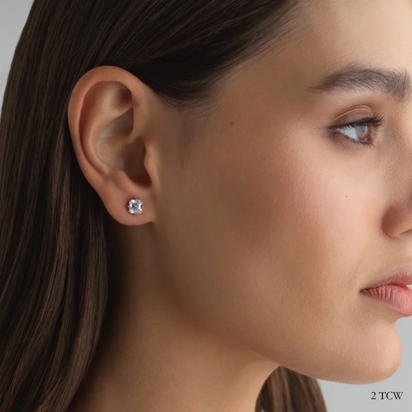 Fiametta Asscher Studs in White Gold Review