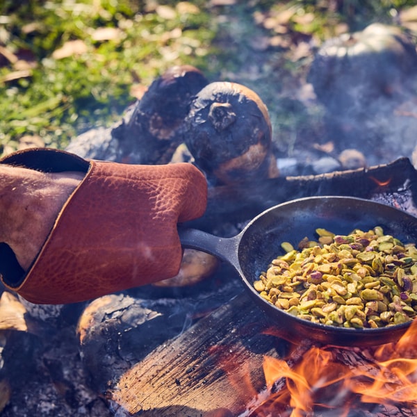 Field Company Leather Oven Mitts Reviews