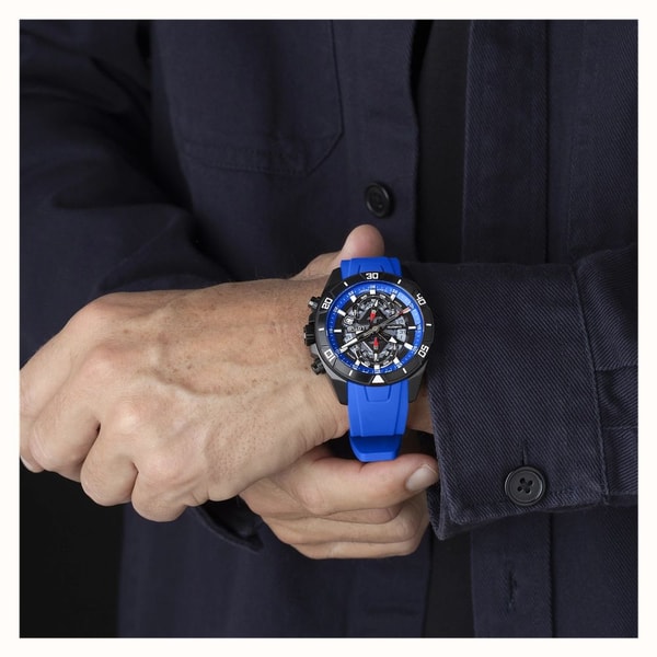 About First Class Watches