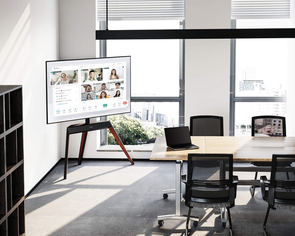 FITUEYES: Modern Audiovisual Furniture