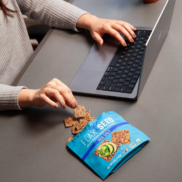 Flackers Sea Salt Flaxseed Crackers Review