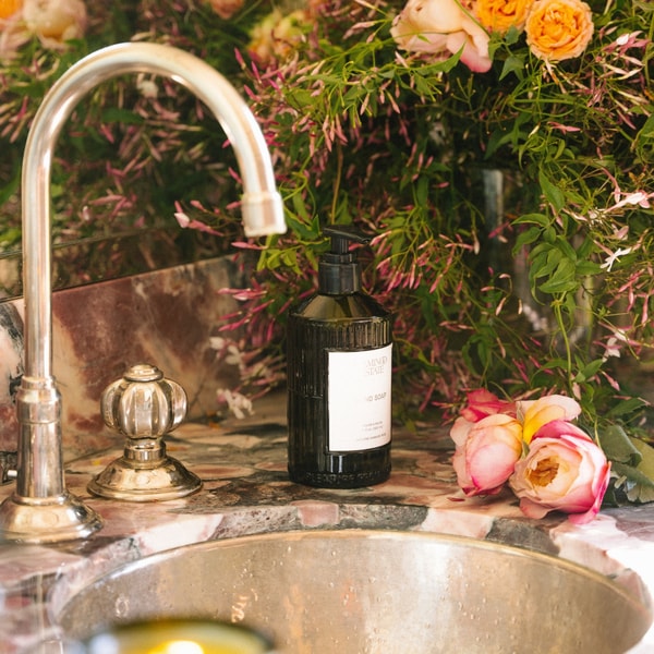 Flamingo Estate Jasmine Damask Rose Glass Hand Soap Reviews