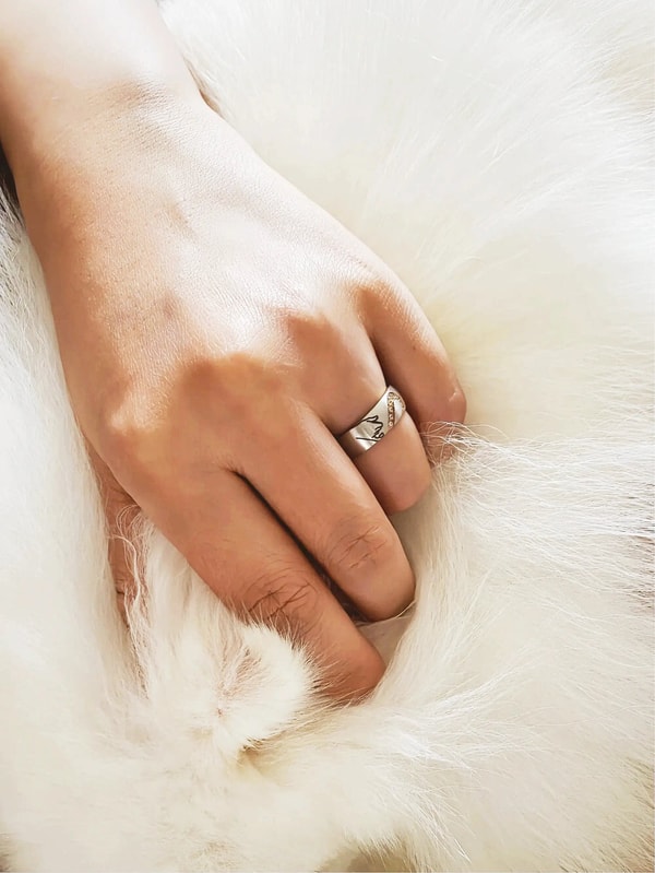 Gardenia Pinky Promise Custom Name Ring Review