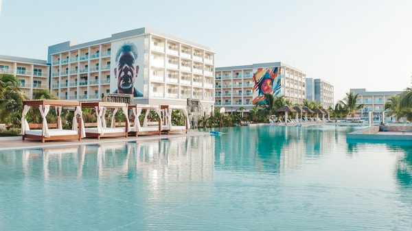 Gaviota Hotels Review