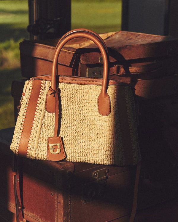 About Gerard Darel