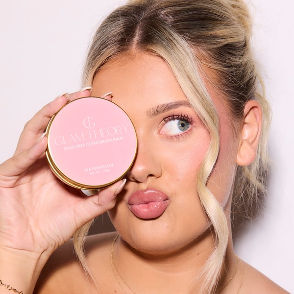 Glam Theory Cosmetics Solid 'Deep Clean' Brush Balm Review
