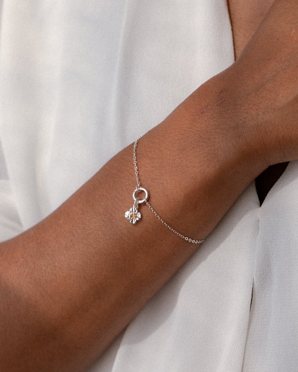 GLDN California Poppy Charm Bracelet Review