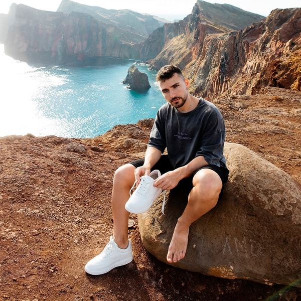 Overview of Gova Shoes