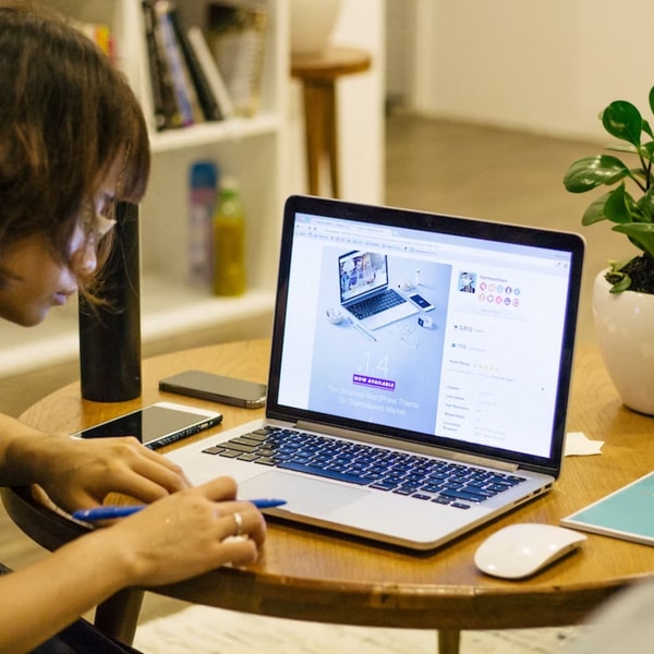 HappyScribe Transcription Services Review