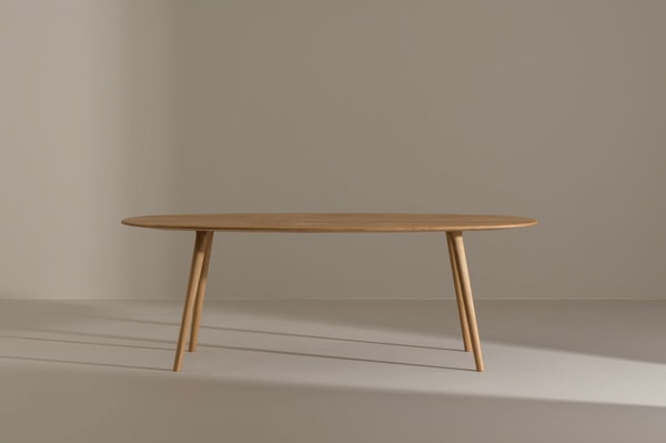Hardman Design LUCIA Oval Dining Table Review