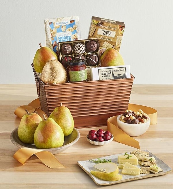Harry & David Classic Favorites Gift Basket Review