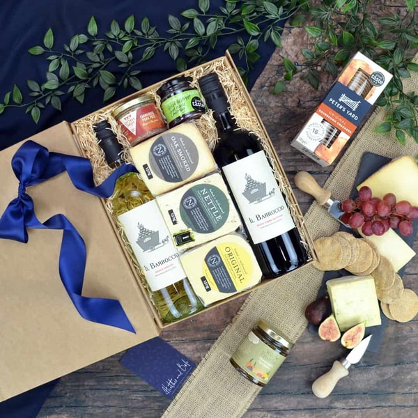 Heather and Bale Kielder Wine and Cheese Hamper Review