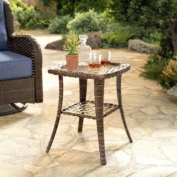 Hillga Outdoor Wicker Side Table Review