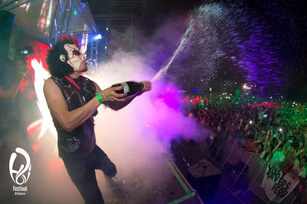 Entdecke das Holi Festival Of Colours