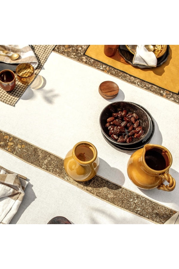 Home Beddings & Curtains Chemin de table Corte Haomy en lin lav&eacute; & coton Avis