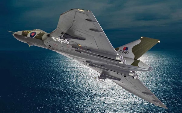Hornby Hobbies Avro Vulcan B2 Review