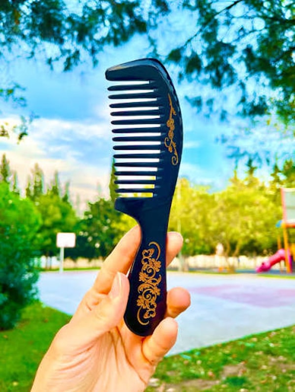 Horncomb Review