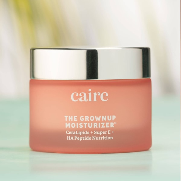 Hot Or Just Me? The Grownup Moisturizer Review