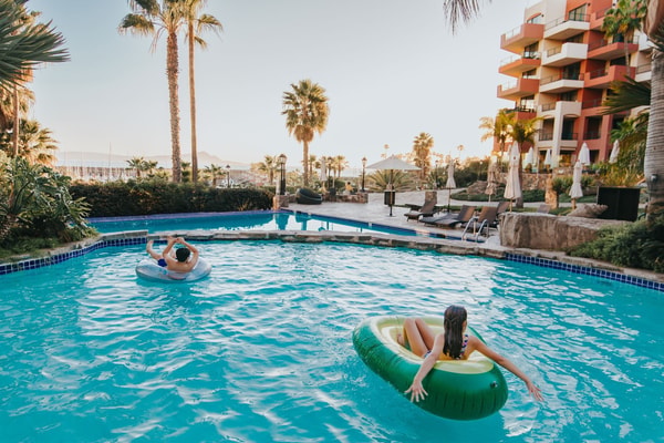 Hotel Coral & Marina Review