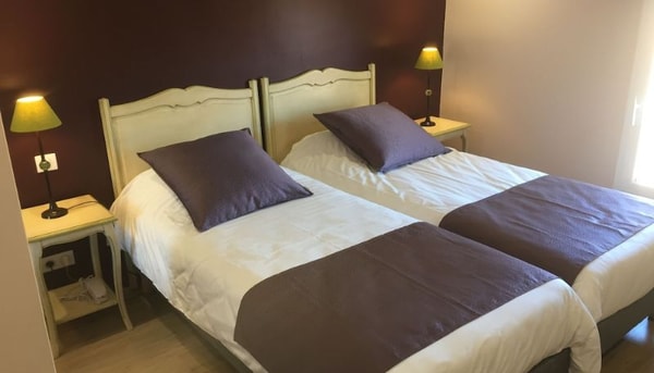HOTEL DE Booking Service Avis