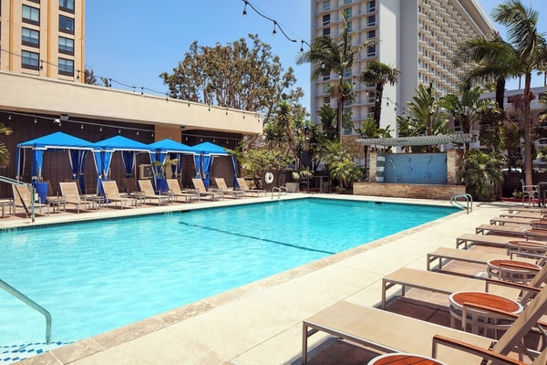 About HotelBooker