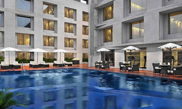 Hotels.com Review