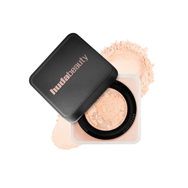 Huda Beauty Easy Bake Loose Powder مراجعة