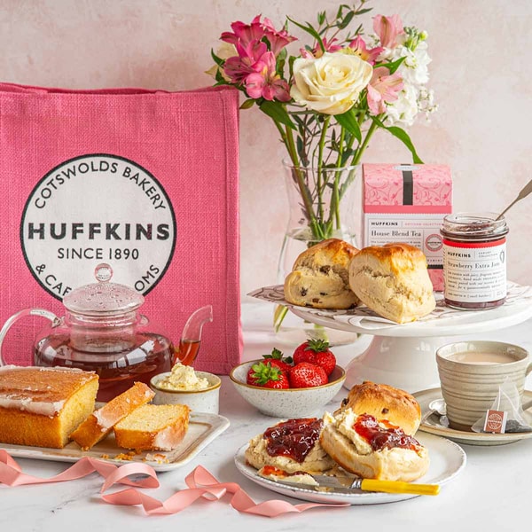 Huffkins Bakery Afternoon Tea Gift Set Review