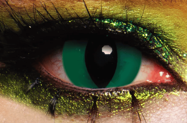 Hunt Or Dye Alien Halloween Contact Lenses Review