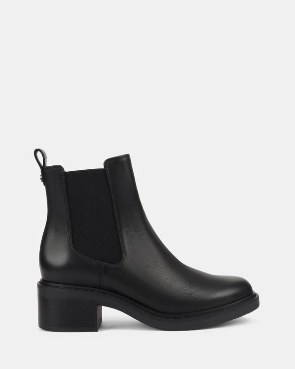 Hush Puppies Firestar Reviews