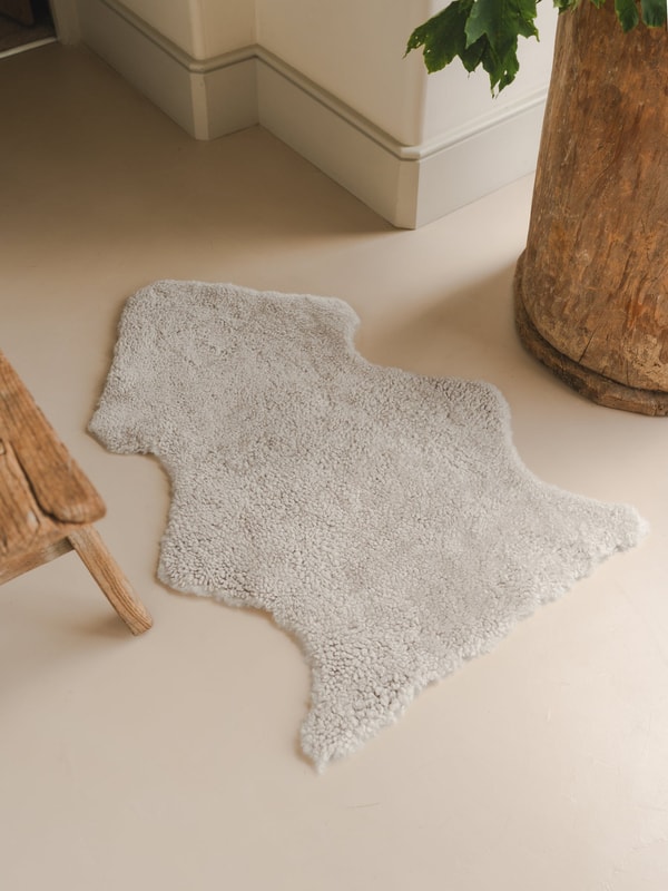 Hyde & Hare Shearling Rug Review