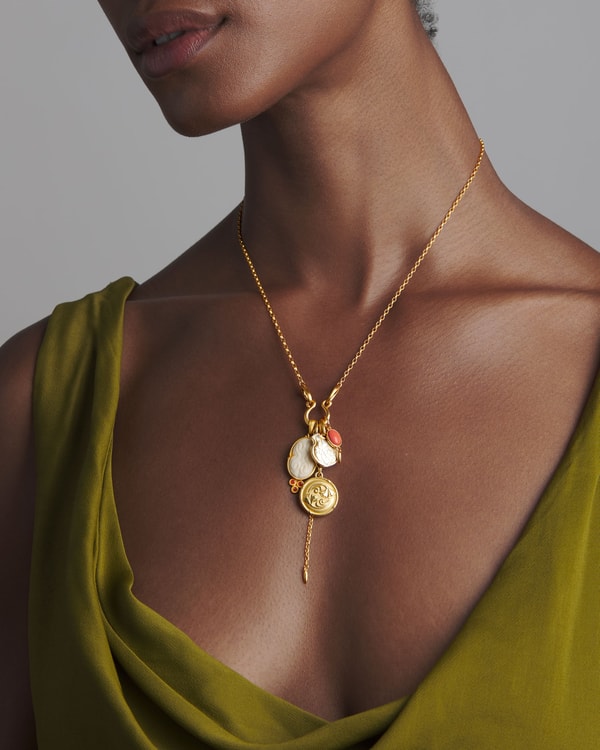 Hysteria Jewelry Keeper of All Treasures Charm Necklace Set Review