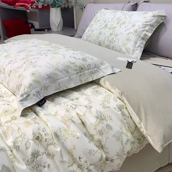 关于 ID&Eacute;E LIVING