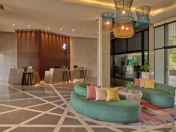 IHG Holiday Inn Cebu City Review