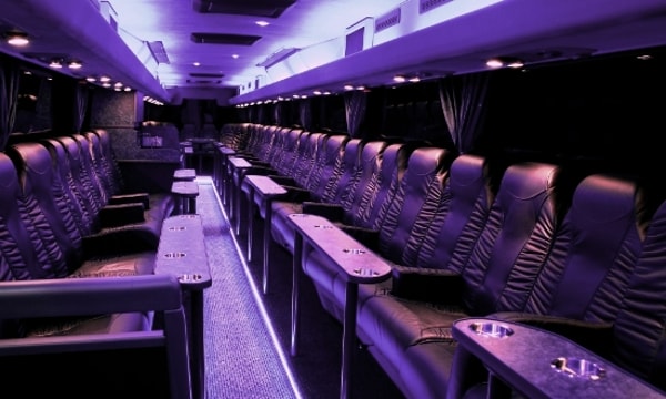 Ik Wil Een Goedkope Bus Huren Partybussen Beoordeling