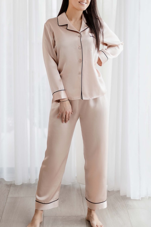 ilks Luxe Silk Long Sleeve Pajama Set Review