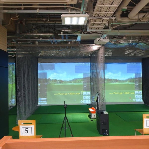 Indoor Golf School BEAGLEについて