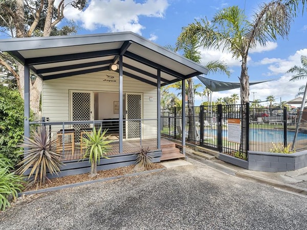 Ingenia Holiday Parks 3 Bedroom Poolview Villa Review
