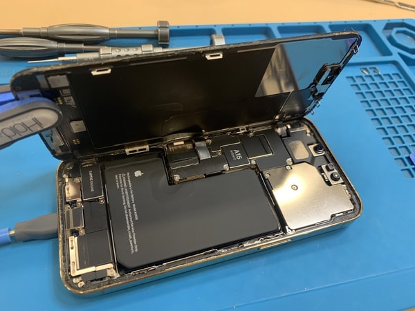 iPhone Shuri Kyukyubin iPhone基板修理 レビュー