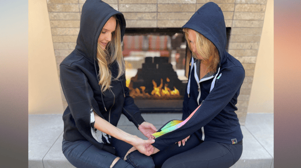 IV HOODY Review