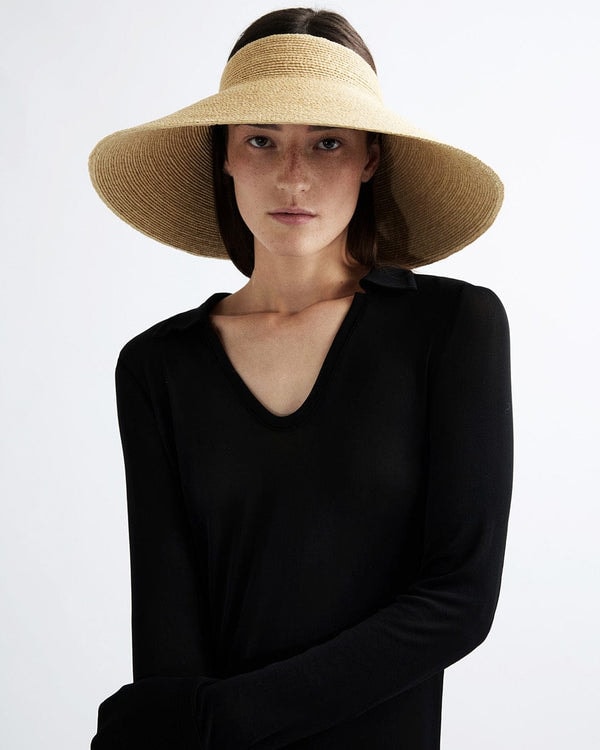 Janessa Leon&eacute; Birdie Visor Review