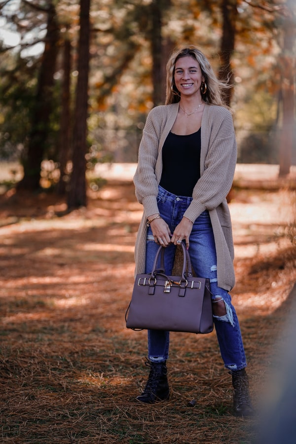 Jessie & James Handbags Dina Concealed Carry Lock and Key Satchel Review