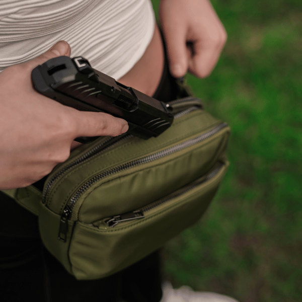 Jessie & James Handbags Waimea Conceal Carry Fanny Pack Review