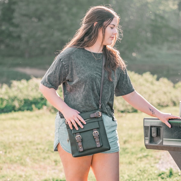 Jessie & James Handbags Hannah Concealed Carry Lock and Key Crossbody Review