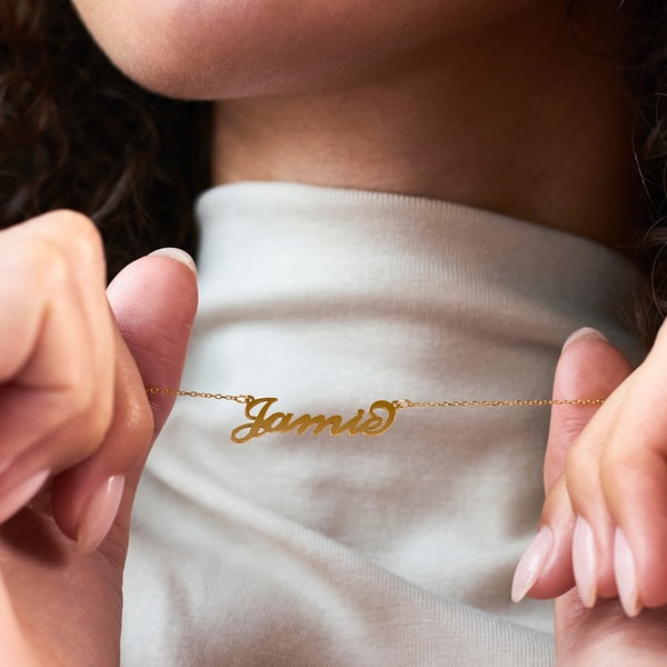 Jewlr Personalized Name Necklace Review